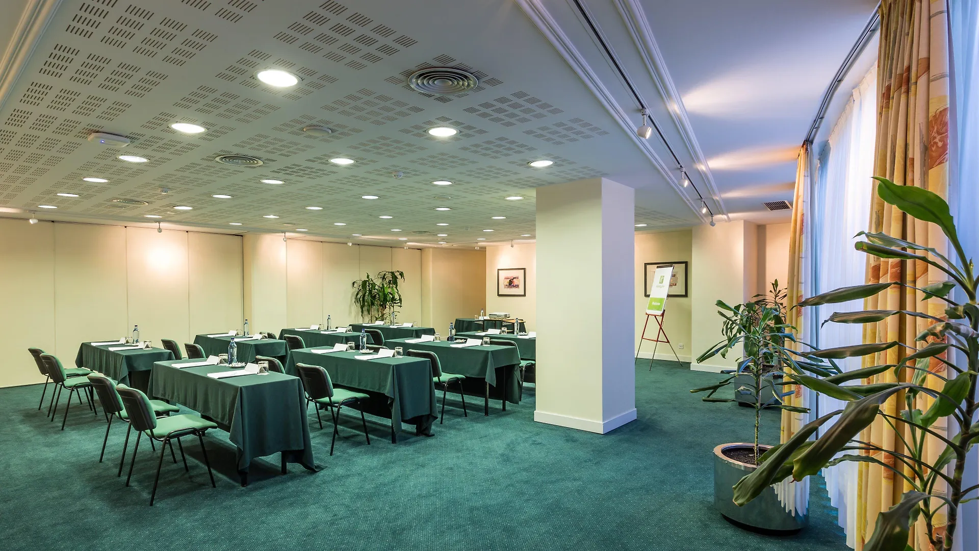 ****  Holiday Inn Lisbon, An Ihg Hotel פורטוגל